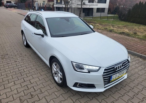 Audi A4 cena 96000 przebieg: 76700, rok produkcji 2018 z Lublin małe 667